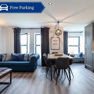2br Gorgeous Near Cc Liverpool
